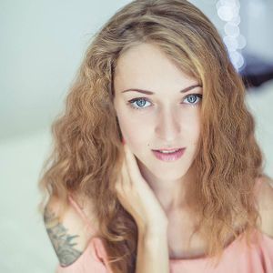 Meet your Posher, Valerie